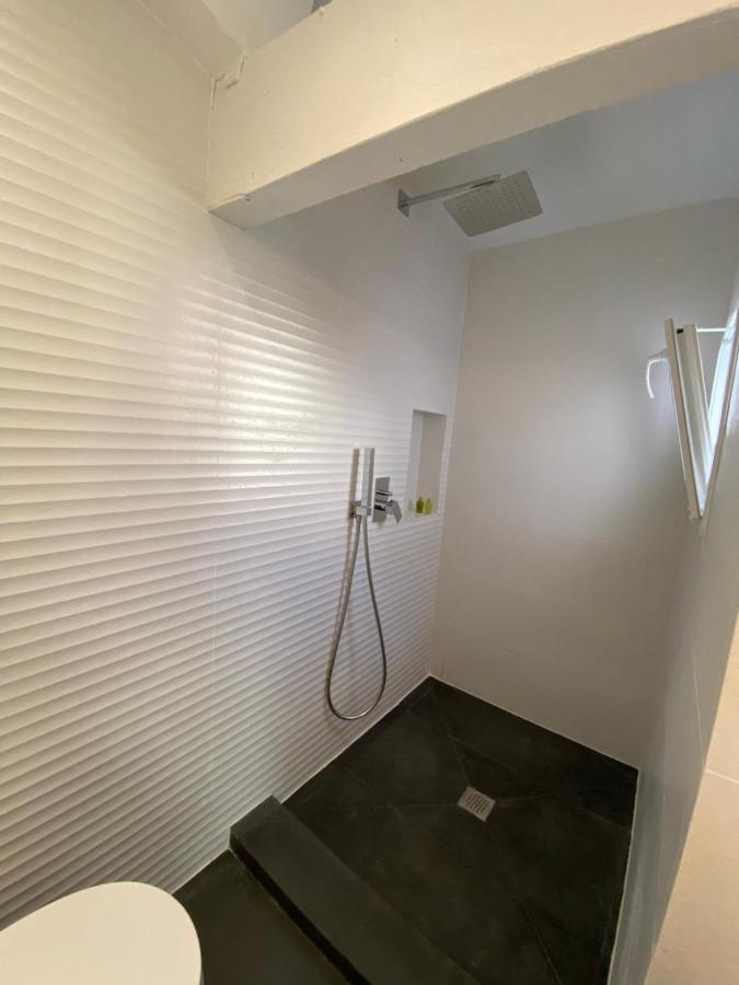 Atico Suite Con Terraza Totalmente Privada En Pleno Centro Historico De Sevilla Eksteriør bilde